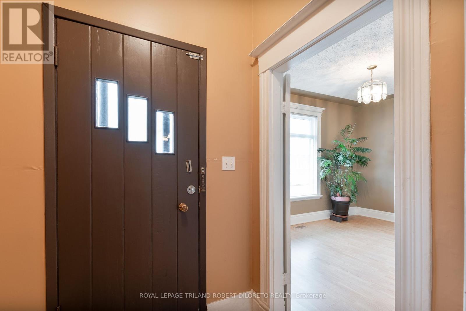Property at 22 RATHGAR STREET image 3