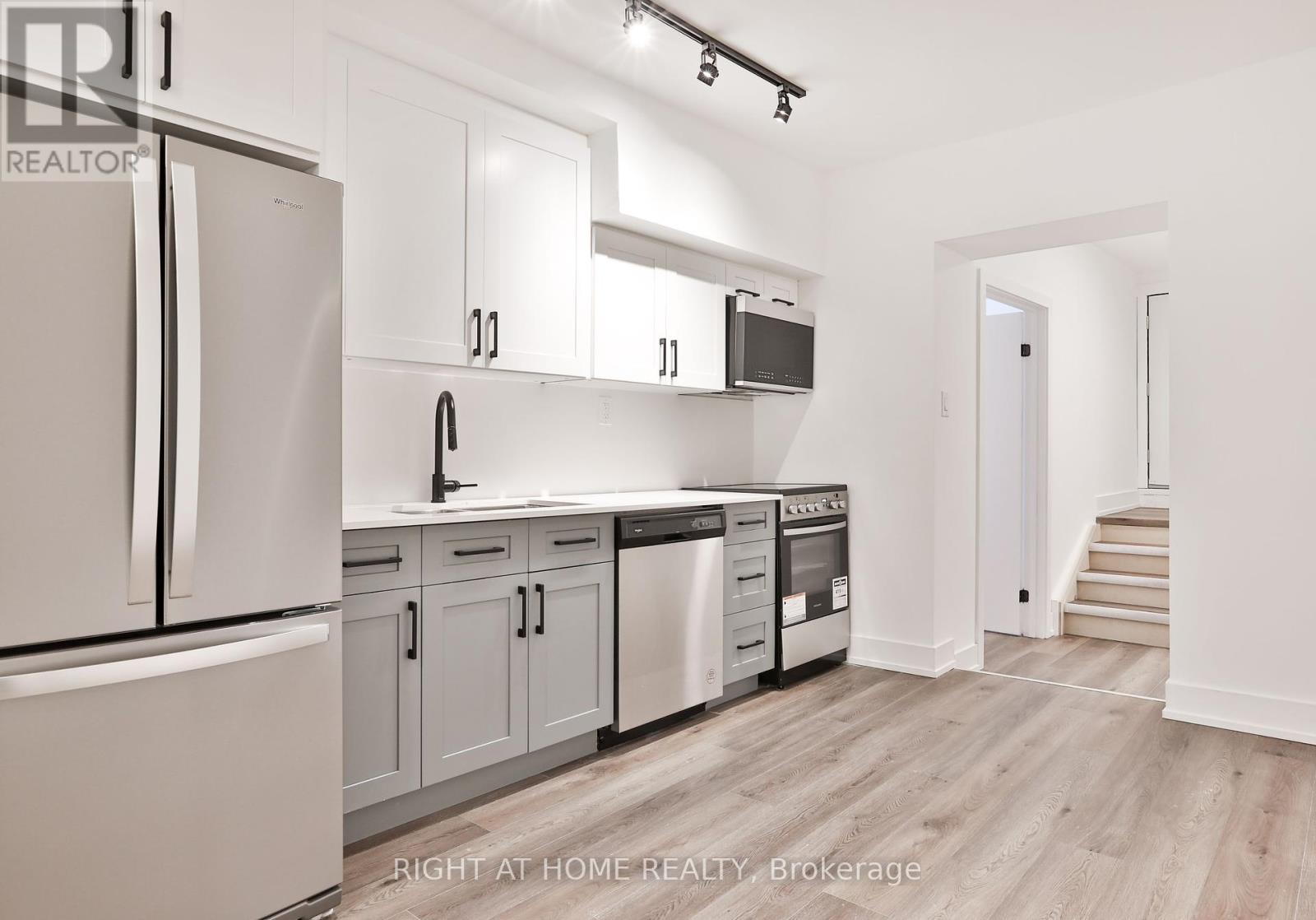 2f - 556 College Street, Toronto, Ontario  M6G 1B1 - Photo 6 - C12042079