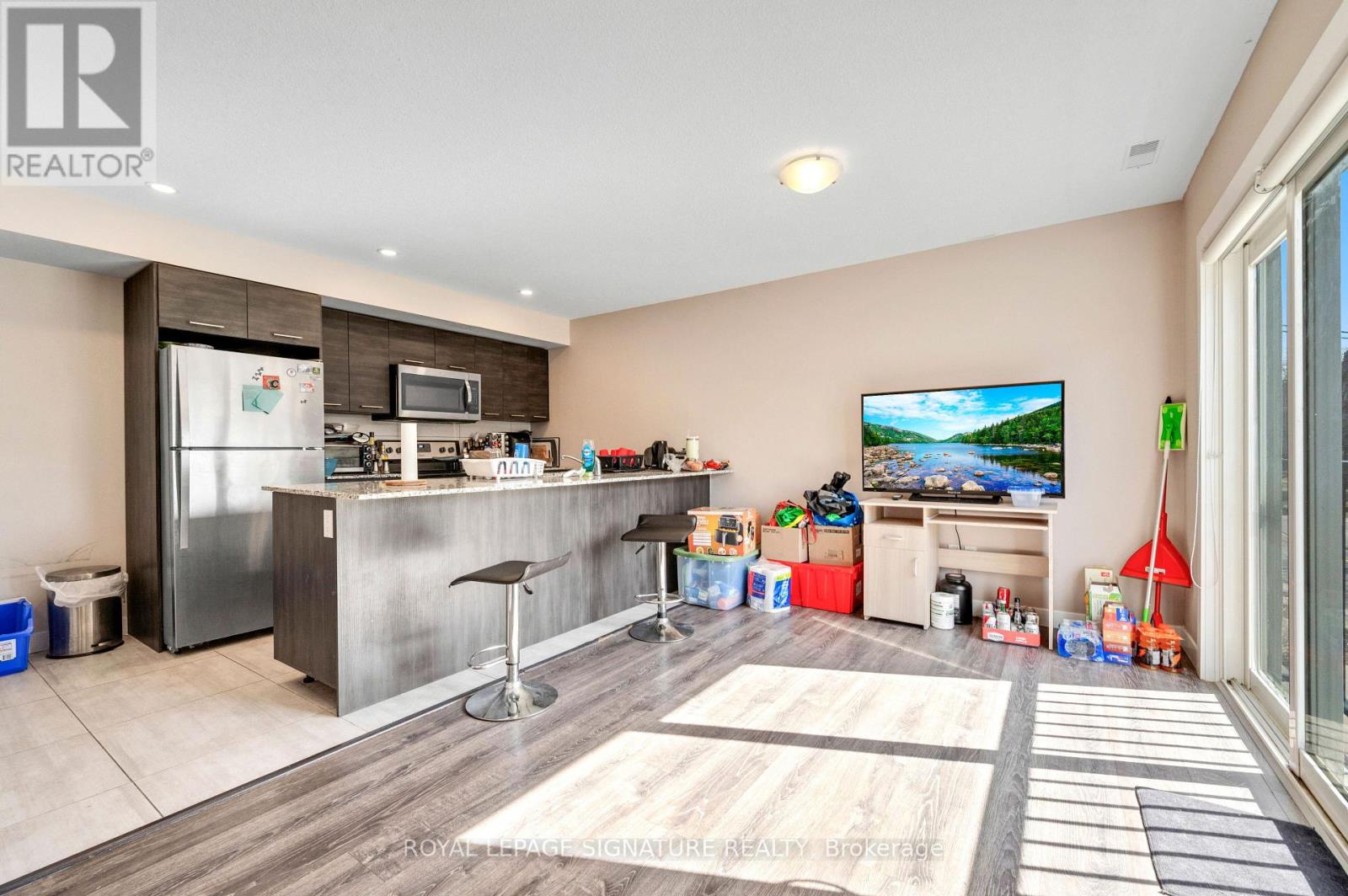 209 - 288 Albert Street, Waterloo, Ontario  N2L 0G9 - Photo 15 - X12040818
