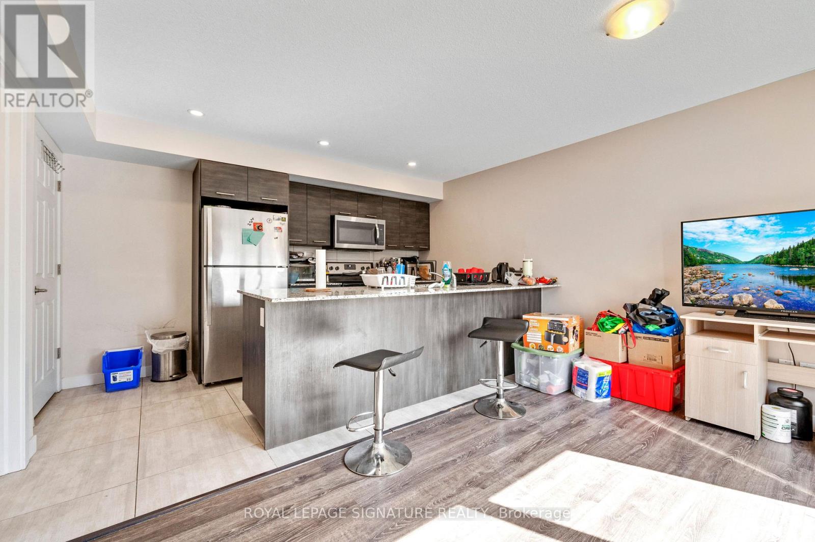 209 - 288 Albert Street, Waterloo, Ontario  N2L 0G9 - Photo 17 - X12040818