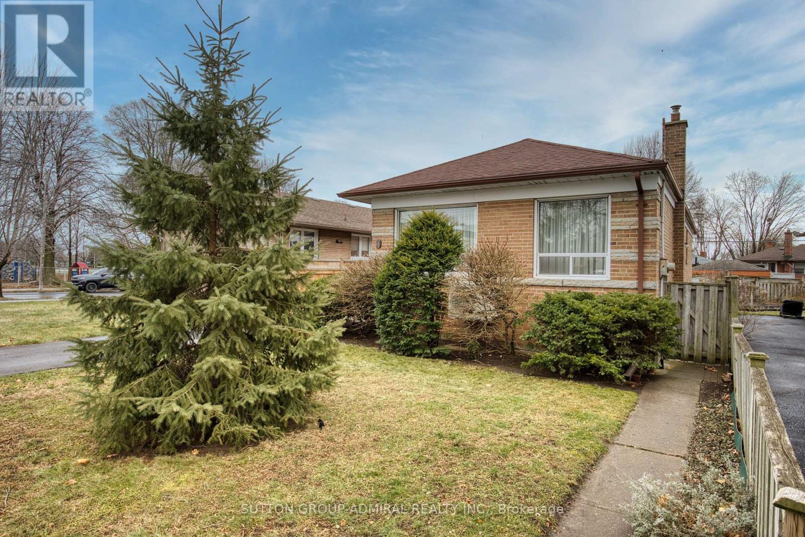 Property at 11 VELMA DRIVE image 3