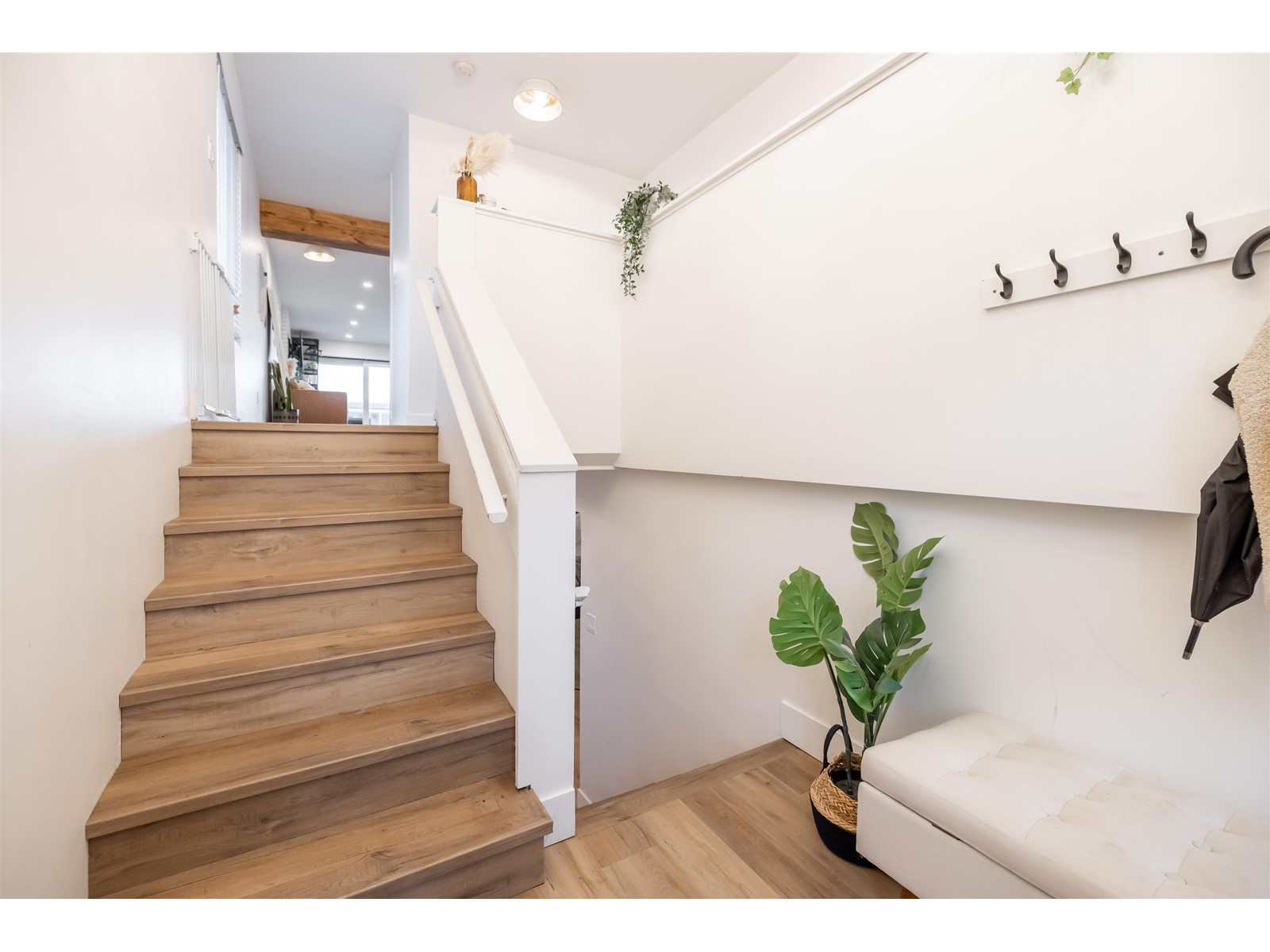 15170 Beachview Avenue, White Rock, British Columbia  V4B 1P6 - Photo 19 - R2981672