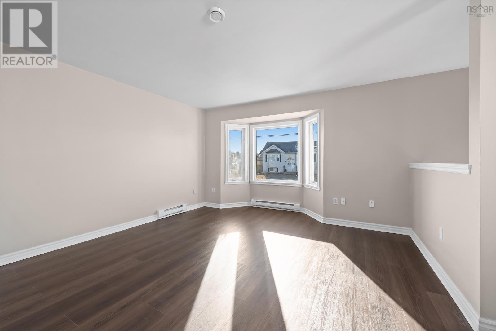 18 Peter Court, Eastern Passage, Nova Scotia  B3G 1S9 - Photo 5 - 202505838