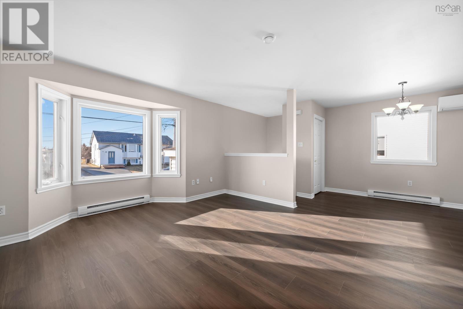 18 Peter Court, Eastern Passage, Nova Scotia  B3G 1S9 - Photo 6 - 202505838