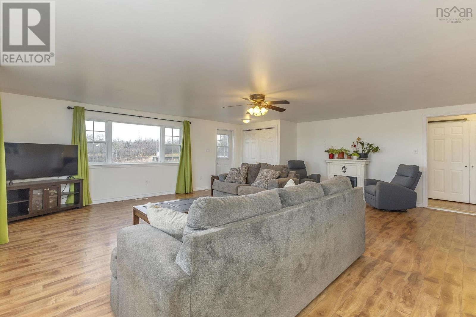 6950 Highway 215, Bramber, Nova Scotia  B0N 2R0 - Photo 14 - 202505844