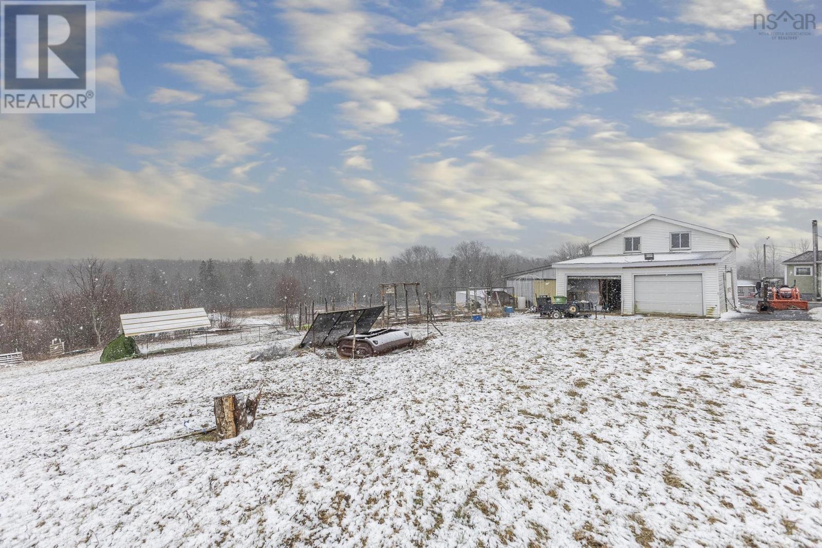 6950 Highway 215, Bramber, Nova Scotia  B0N 2R0 - Photo 3 - 202505844