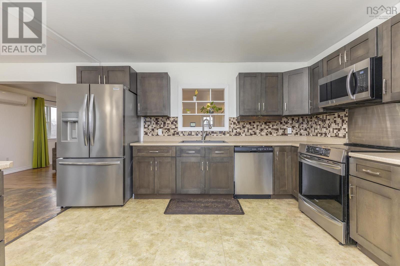 6950 Highway 215, Bramber, Nova Scotia  B0N 2R0 - Photo 7 - 202505844