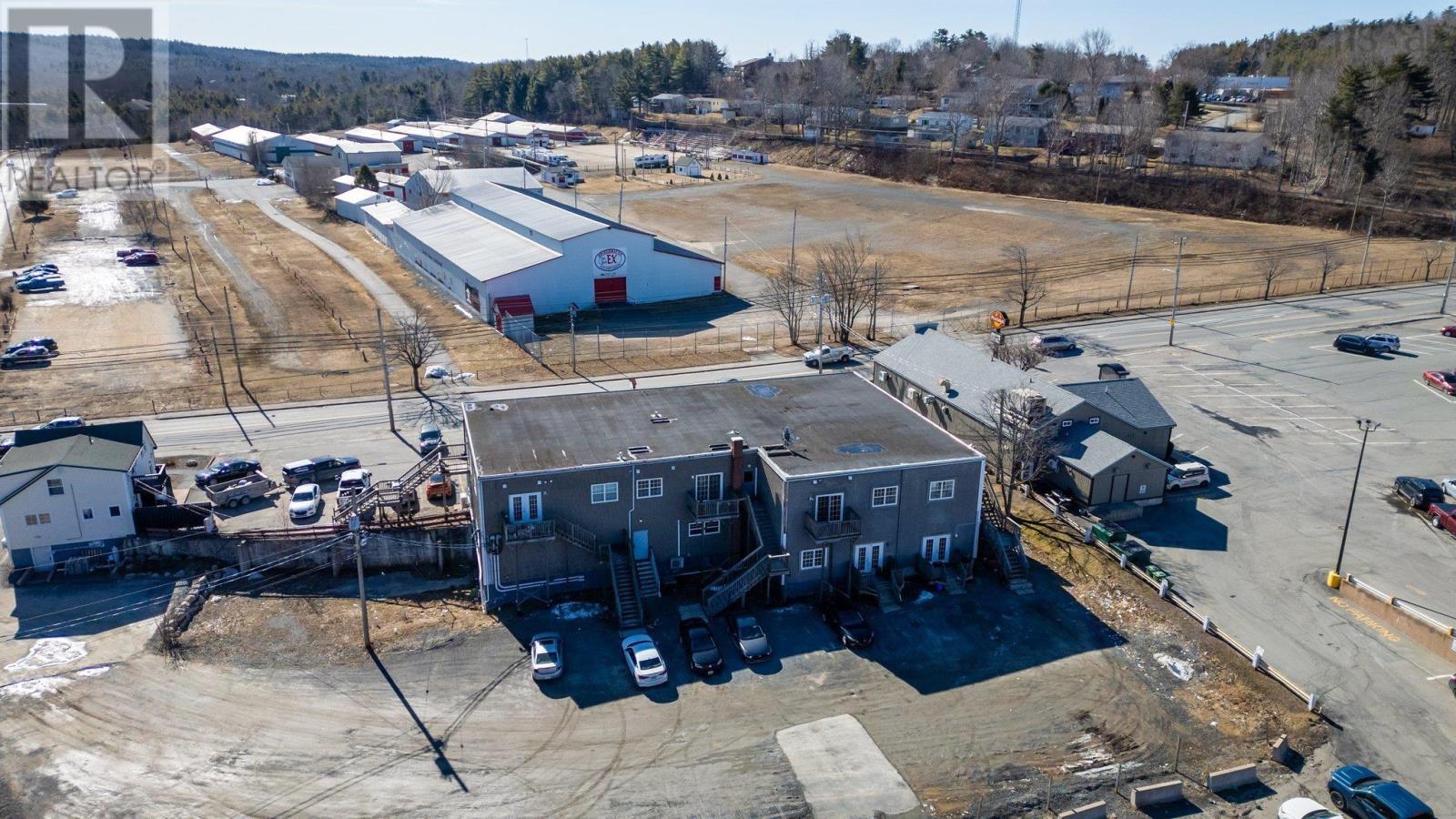 224 Dufferin Street, Bridgewater, Nova Scotia  B4V 2G7 - Photo 3 - 202505845