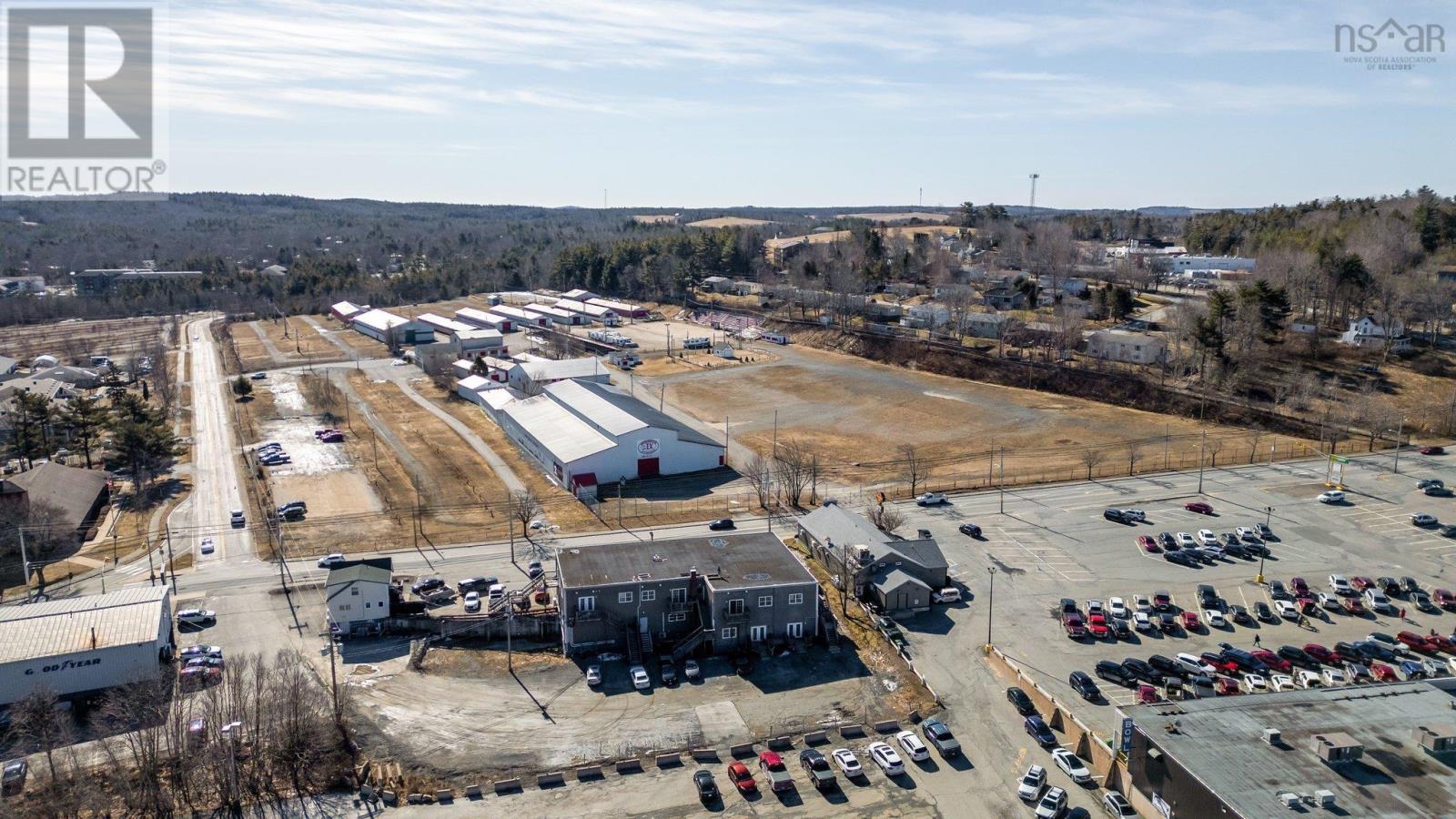 224 Dufferin Street, Bridgewater, Nova Scotia  B4V 2G7 - Photo 7 - 202505845