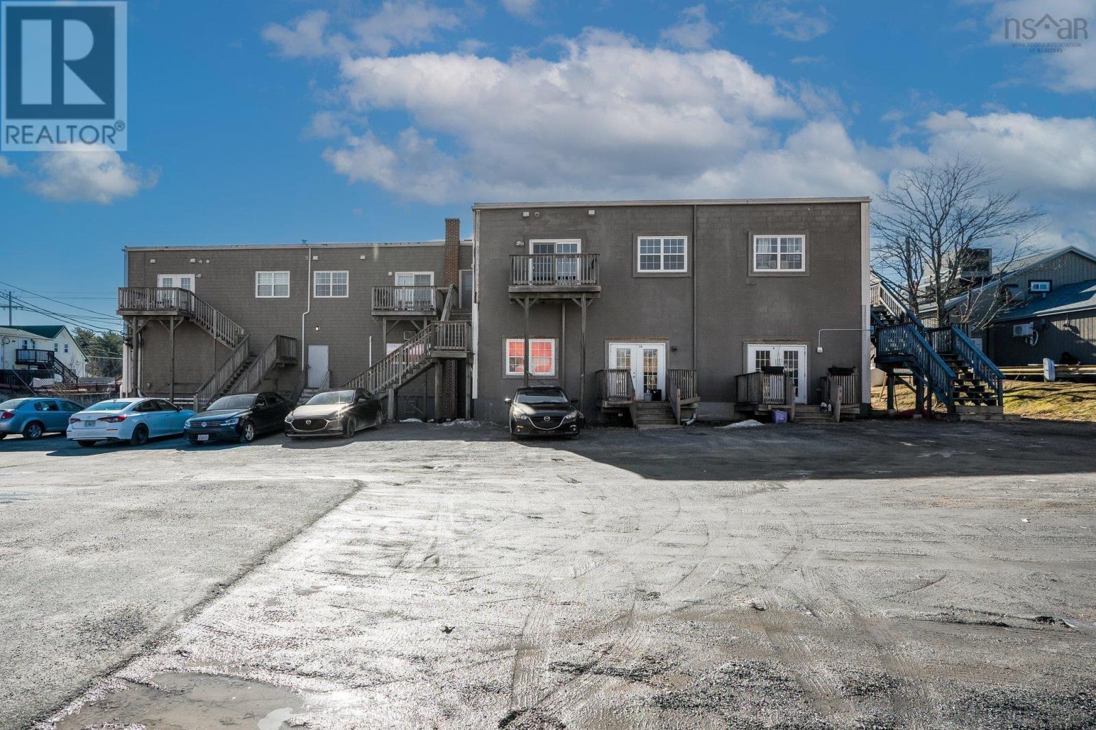 224 Dufferin Street, Bridgewater, Nova Scotia  B4V 2G7 - Photo 10 - 202505846