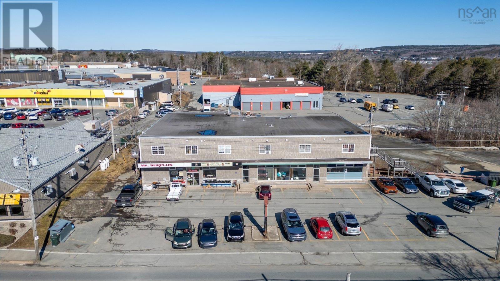 224 Dufferin Street, Bridgewater, Nova Scotia  B4V 2G7 - Photo 5 - 202505846