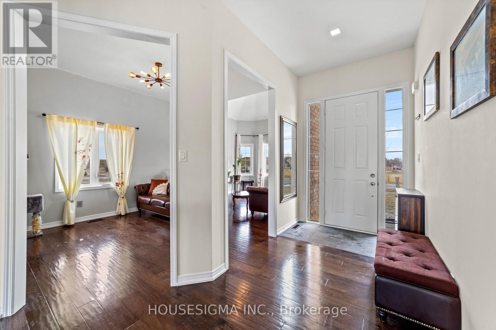 Property at 50 SONGBIRD CRESCENT image 4
