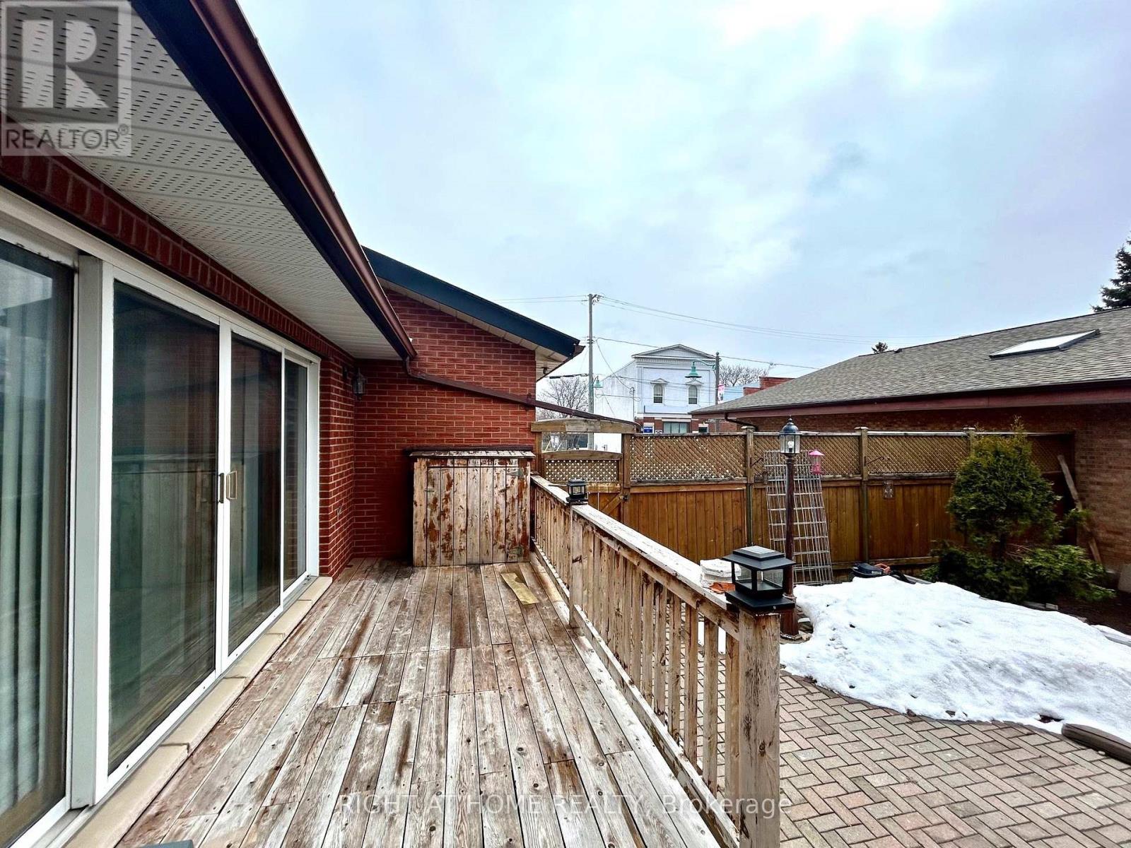 76 King Street, Kawartha Lakes (Woodville), Ontario  K0M 2T0 - Photo 17 - X12042303