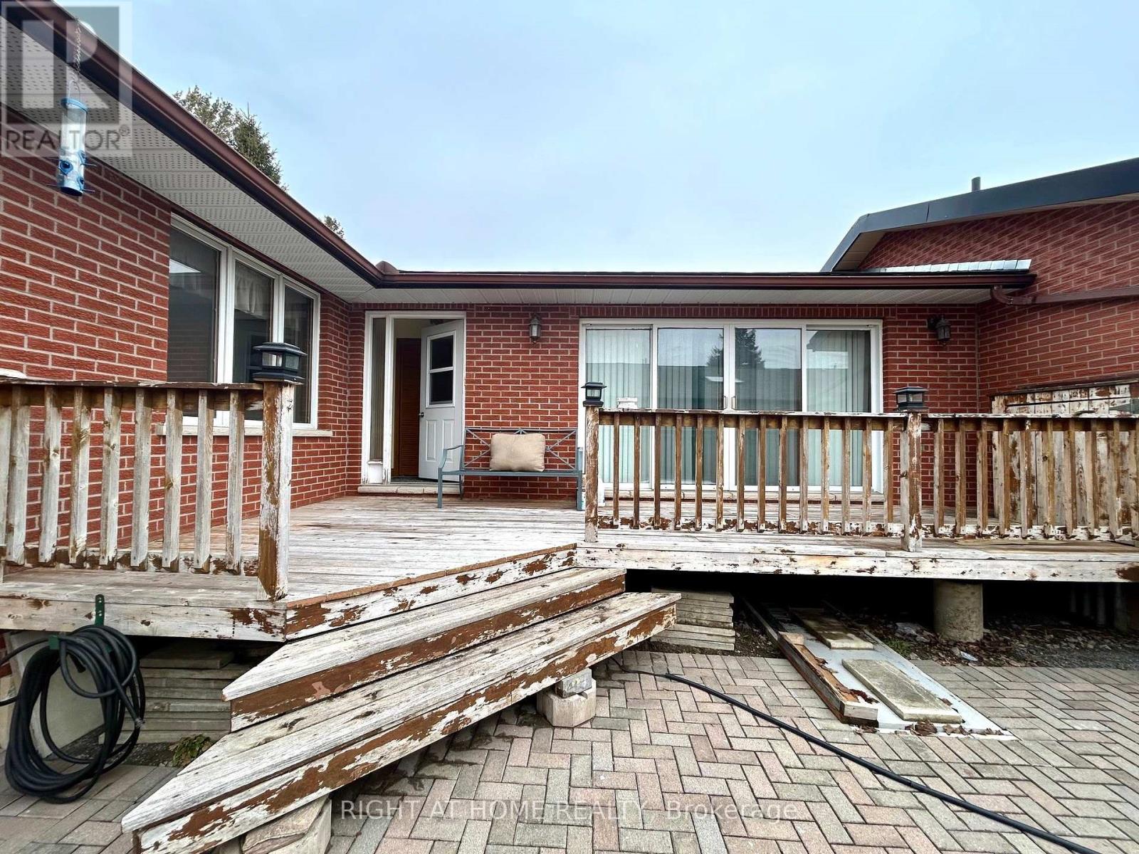 76 King Street, Kawartha Lakes (Woodville), Ontario  K0M 2T0 - Photo 19 - X12042303