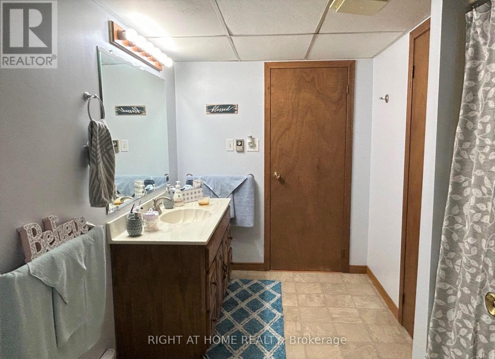 76 King Street, Kawartha Lakes (Woodville), Ontario  K0M 2T0 - Photo 26 - X12042303