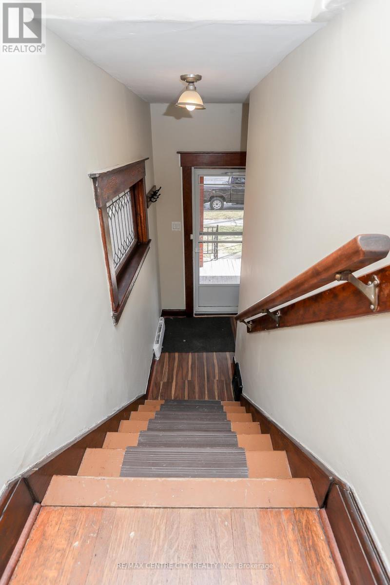15 Wilson Avenue, St. Thomas, Ontario  N5R 3P9 - Photo 33 - X12042258
