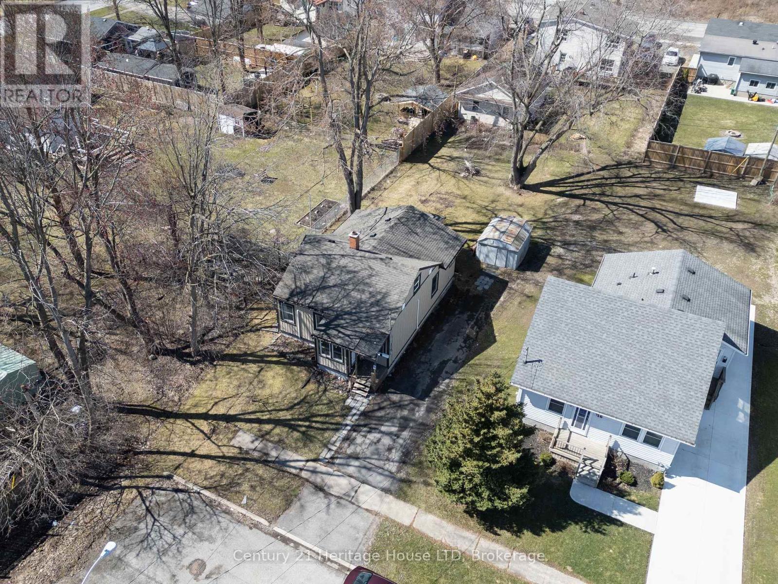 18 Kingsmill Street N, Fort Erie (Central), Ontario  L2A 4E3 - Photo 33 - X12042240
