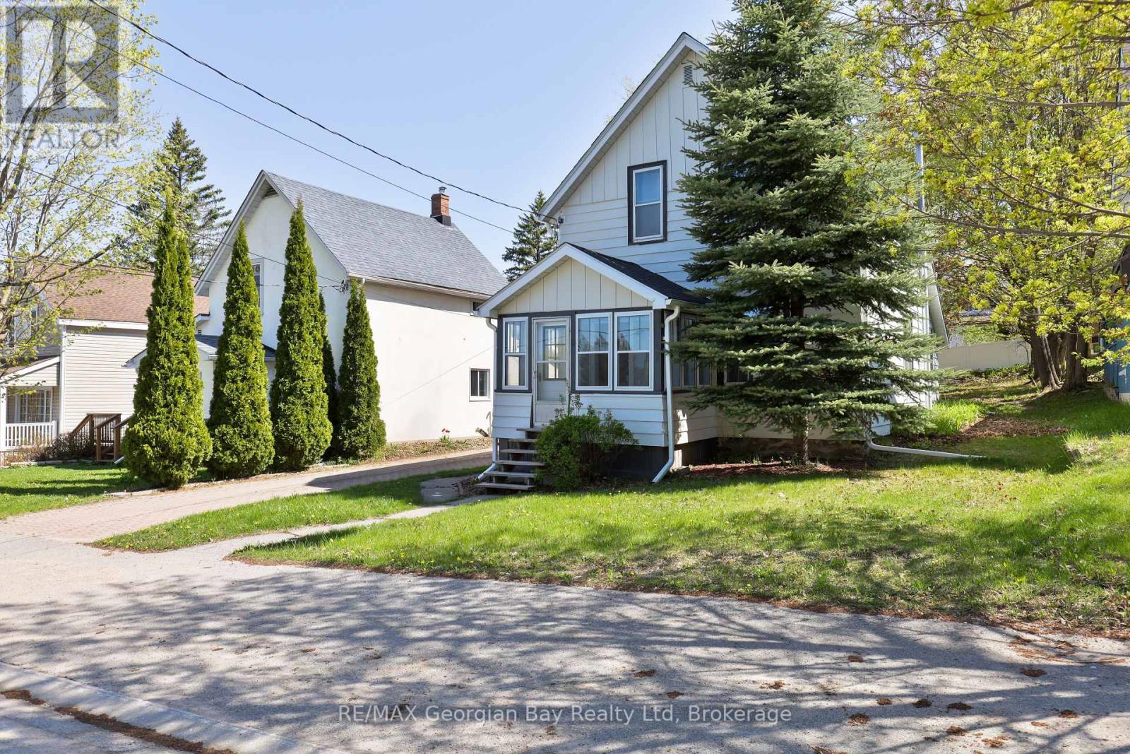 23 Maria Street, Penetanguishene, Ontario  L9M 1L5 - Photo 24 - S12042245