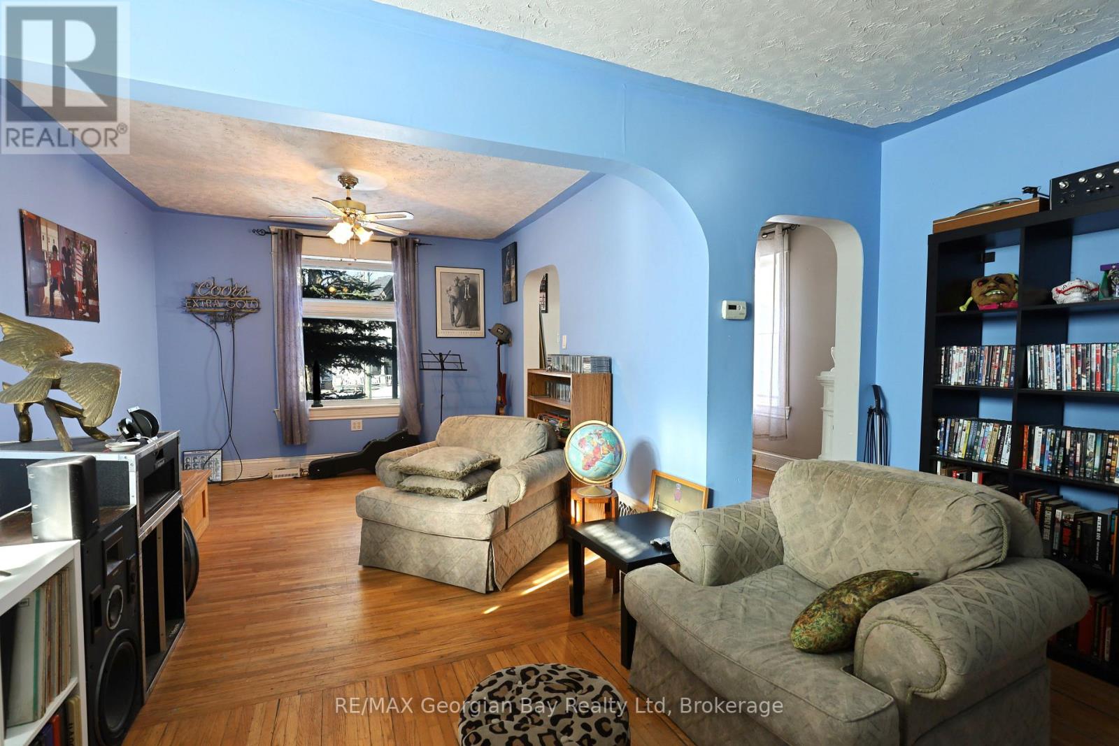 23 Maria Street, Penetanguishene, Ontario  L9M 1L5 - Photo 6 - S12042245