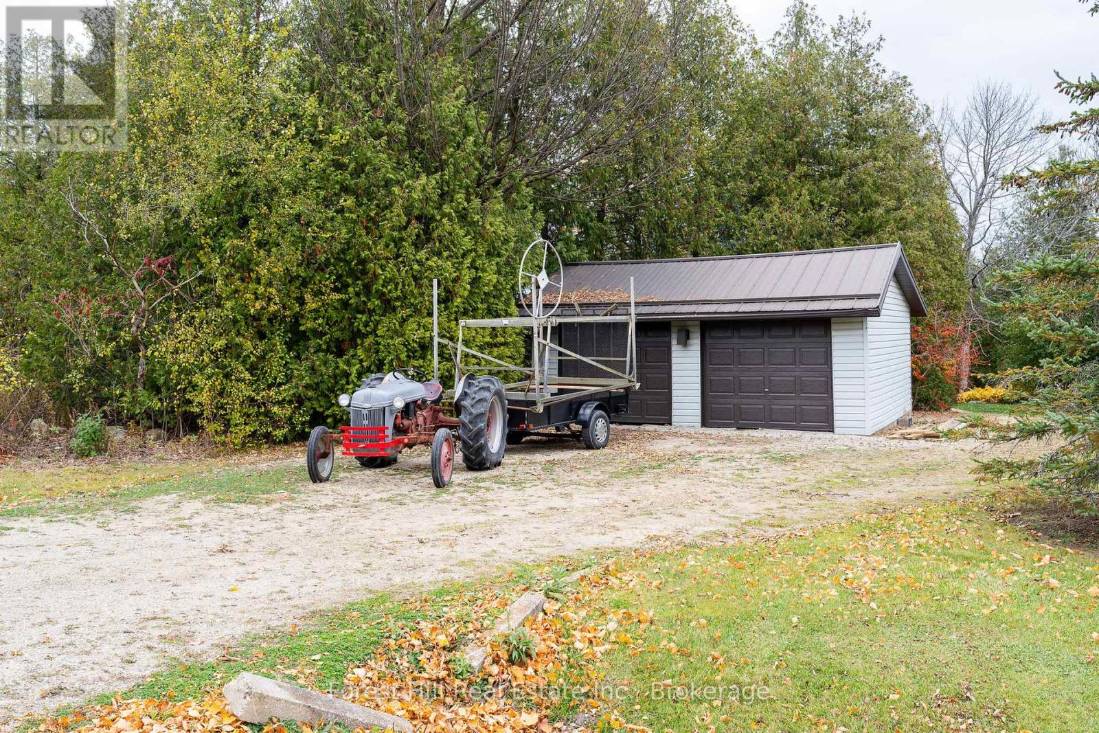 297 Lakeshore Road N, Meaford, Ontario  N4L 0A7 - Photo 17 - X12042275