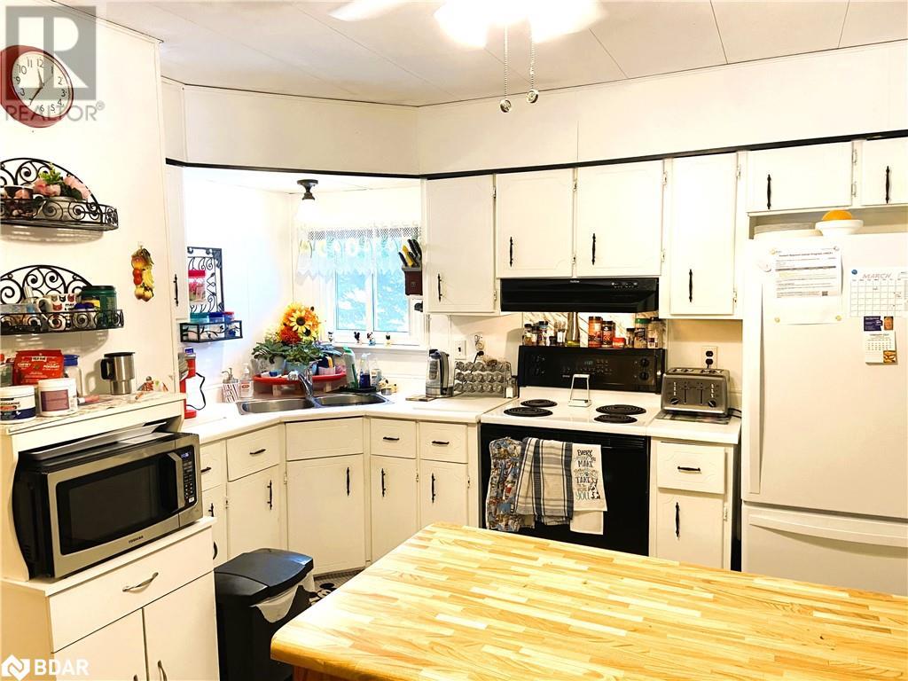 50 Cameron Drive, Oro-Medonte, Ontario  L0L 1T0 - Photo 4 - 40703875