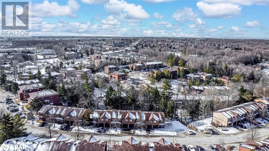 17 Loggers Run, Barrie, Ontario  L4N 6W2 - Photo 2 - 40709719