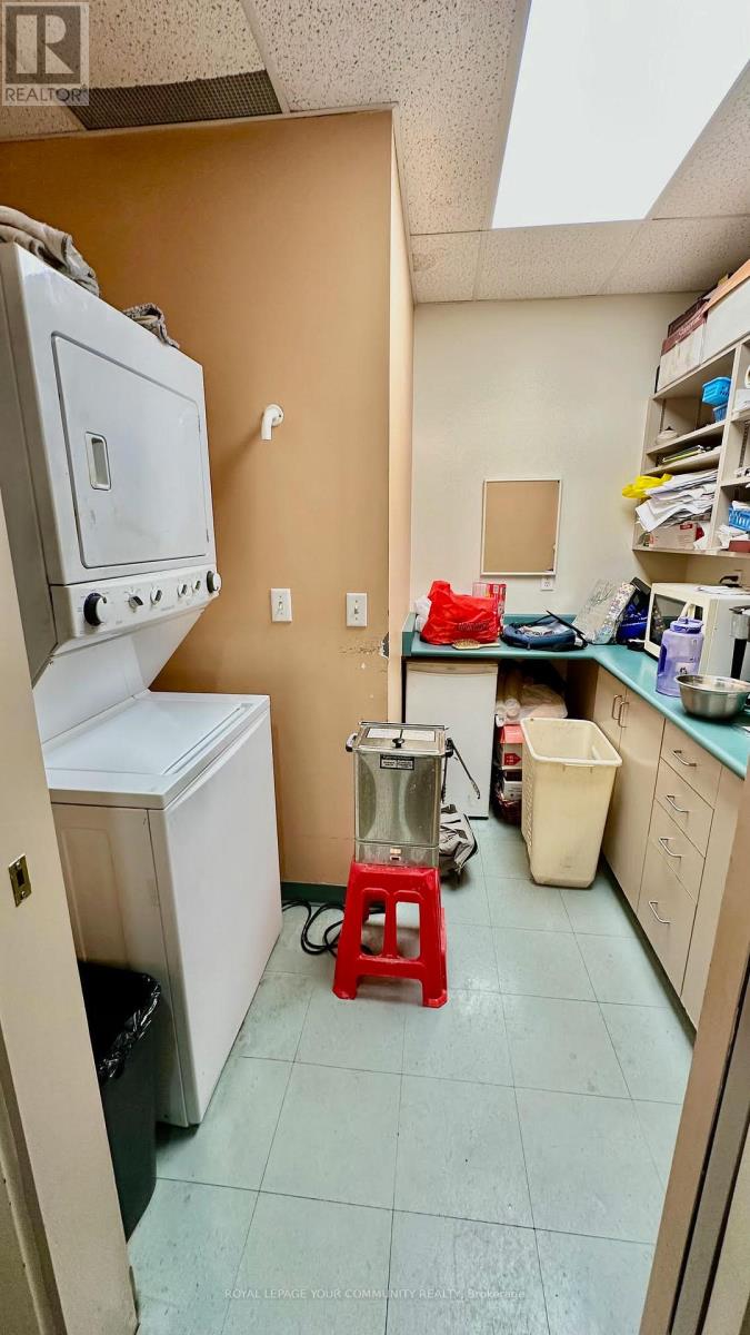 200 - 80 Finch Avenue W, Toronto, Ontario  M2N 2H4 - Photo 11 - C12042183