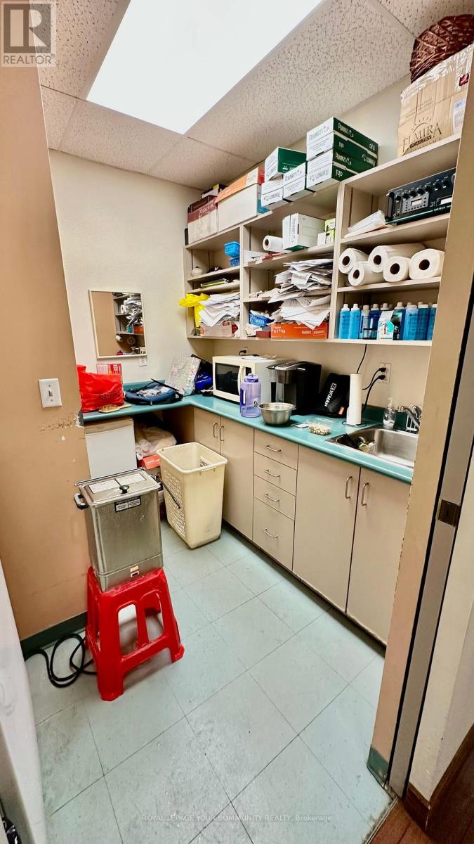 200 - 80 Finch Avenue W, Toronto, Ontario  M2N 2H4 - Photo 12 - C12042183