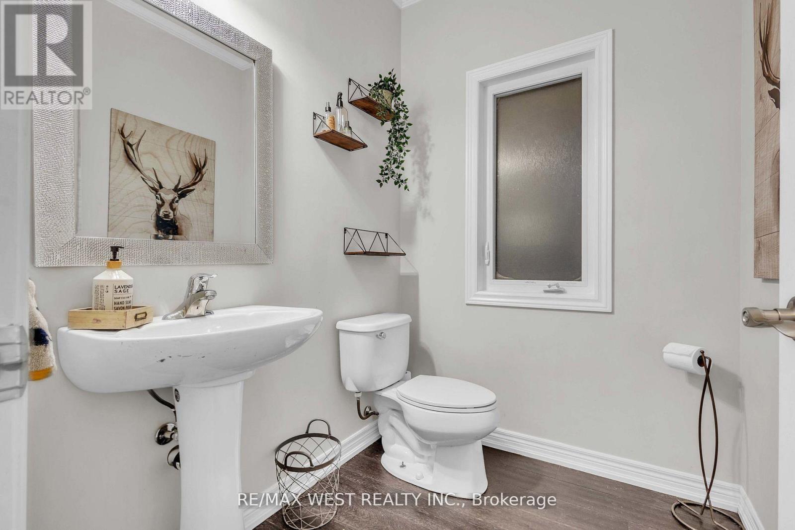21 Scotia Road, Georgina, Ontario  L0E 1R0 - Photo 17 - N12042270