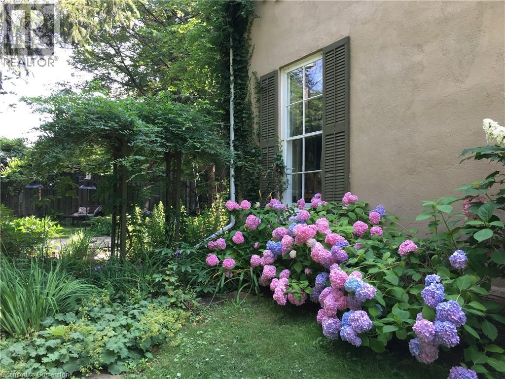 340 Dundas Street E, Hamilton, Ontario  L0R 2H0 - Photo 47 - 40709957