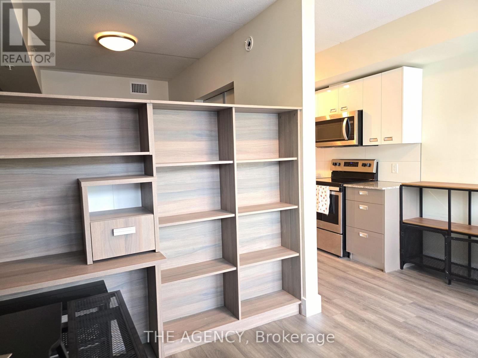 223 - 257 Hemlock Street, Waterloo, Ontario  N2L 0K2 - Photo 13 - X12042212