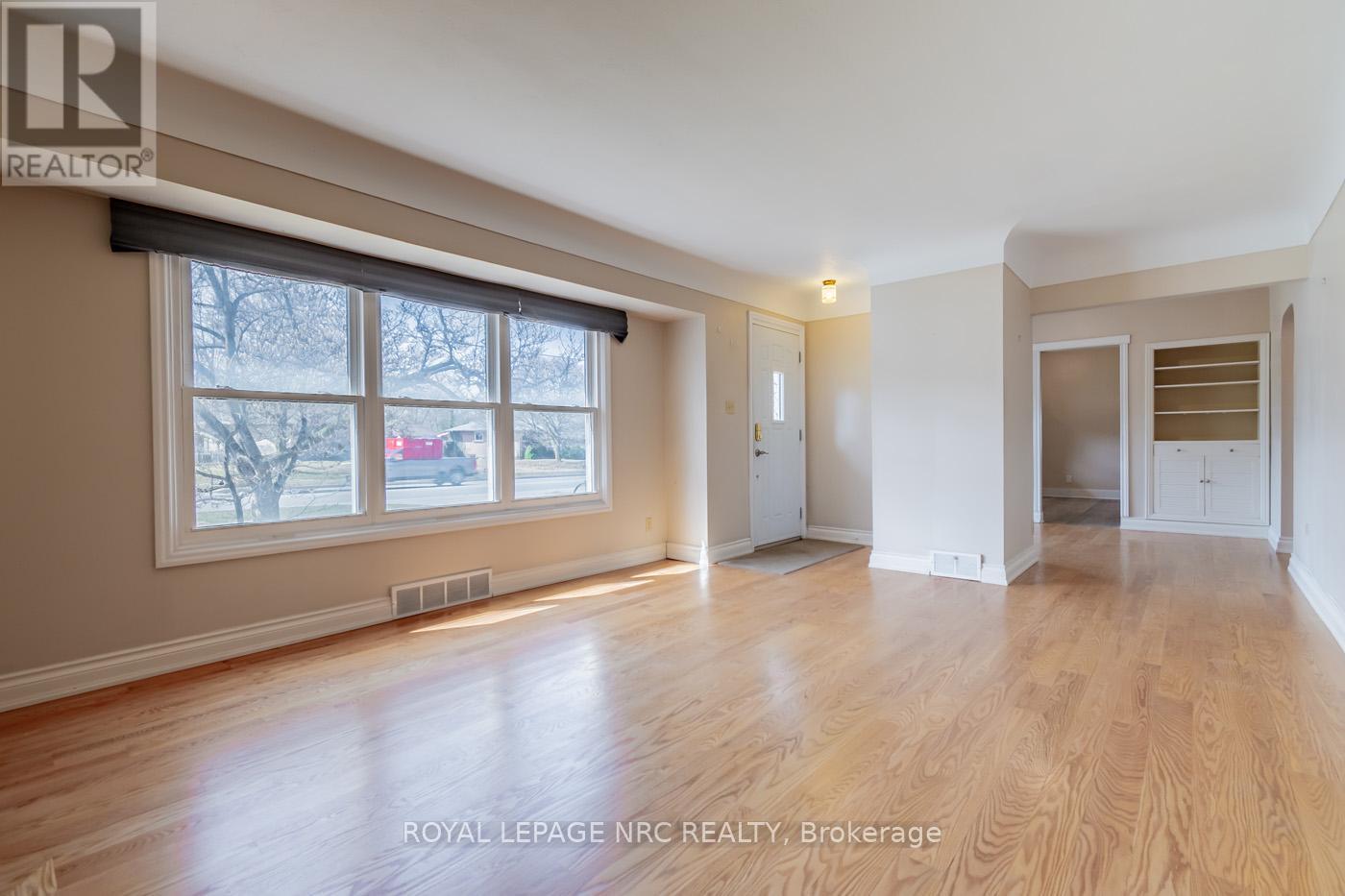 Property at 189 GLENDALE AVENUE image 4