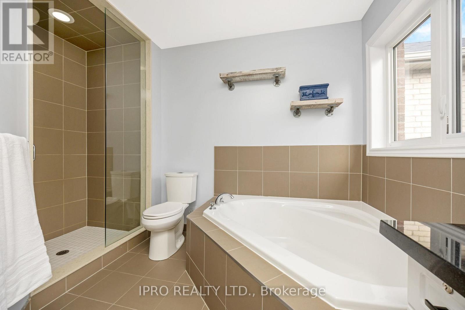 25 Upper Canada Court, Halton Hills, Ontario  L7G 0K9 - Photo 30 - W12042276