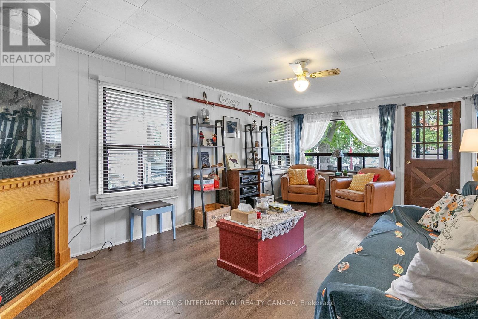 Property at 18 THIRD STREET image 5