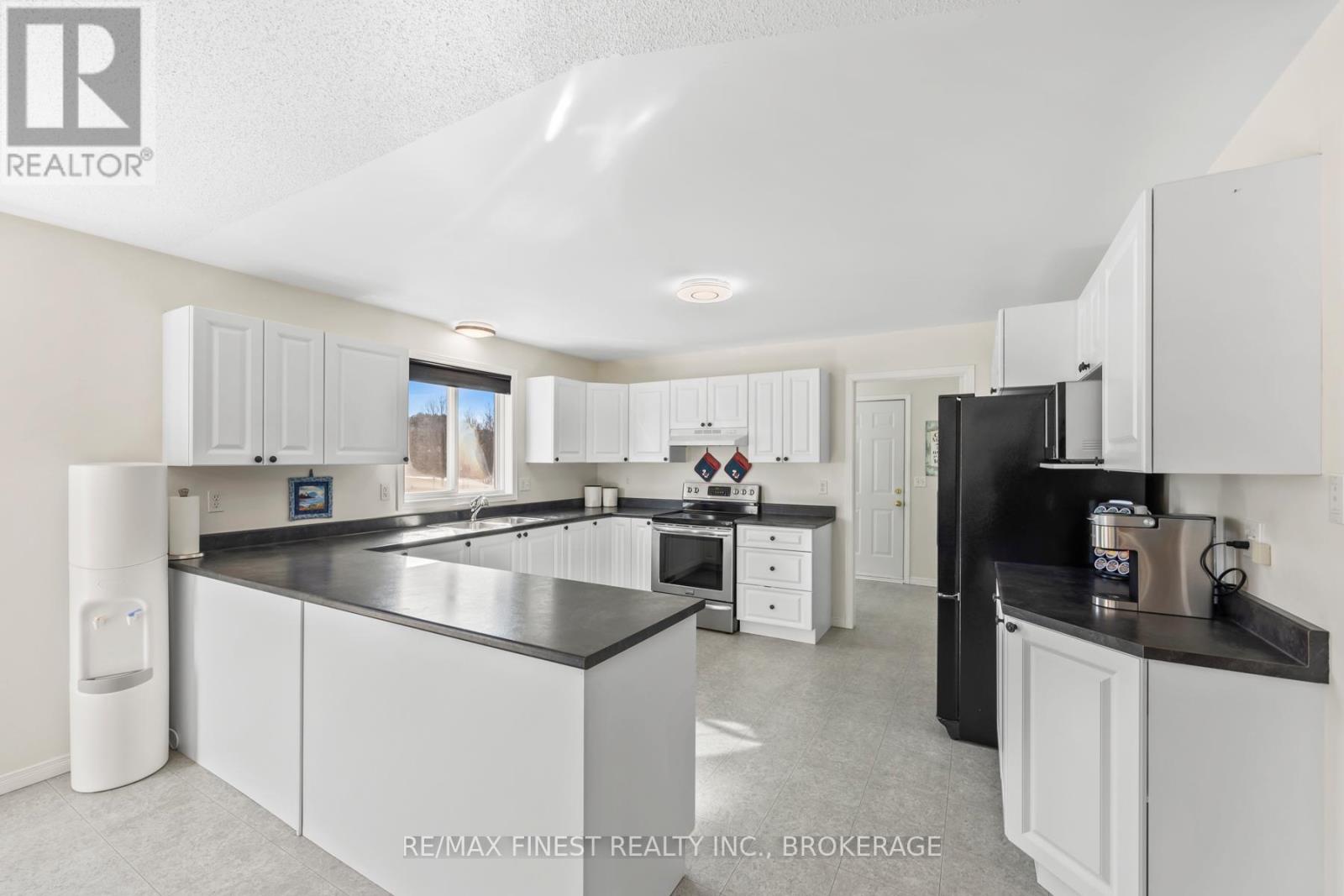 4360 Ashwood Drive, South Frontenac (Frontenac South), Ontario  K0H 2T0 - Photo 13 - X12042404