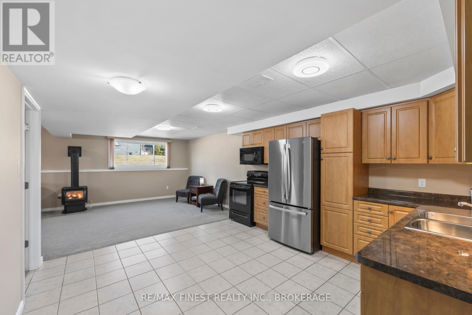 4360 Ashwood Drive, South Frontenac (Frontenac South), Ontario  K0H 2T0 - Photo 29 - X12042404