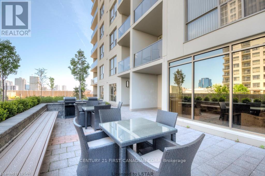 Photo 15 of 23 for 1307 - 330 Ridout Street N