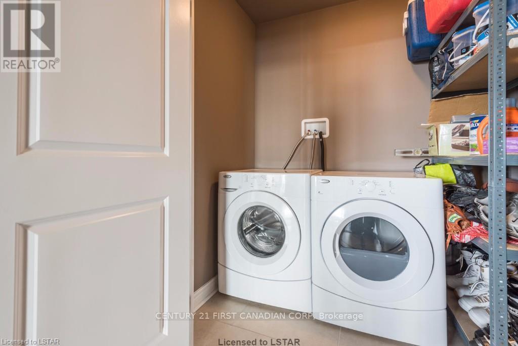 Photo 6 of 23 for 1307 - 330 Ridout Street N