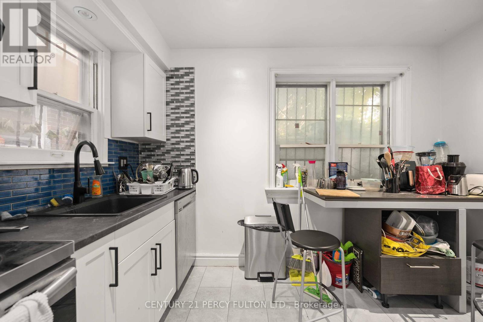 1344 Davenport Road, Toronto, Ontario  M6H 2G9 - Photo 6 - W12042335