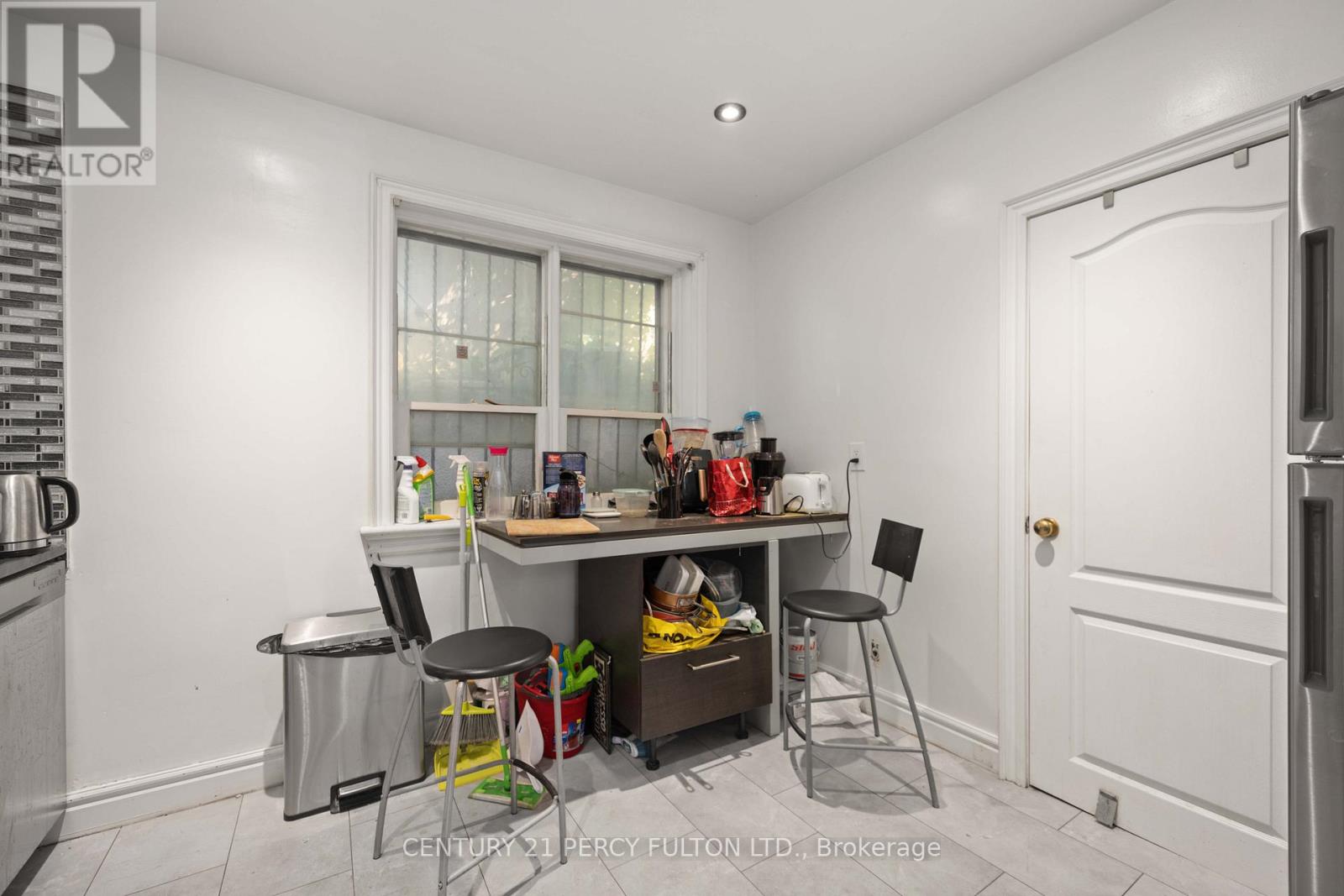 1344 Davenport Road, Toronto, Ontario  M6H 2G9 - Photo 9 - W12042335