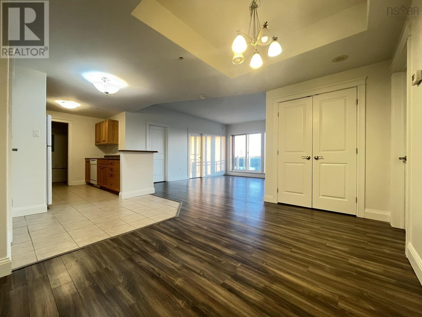 Property at 507 60 Walter Havill Drive image 5