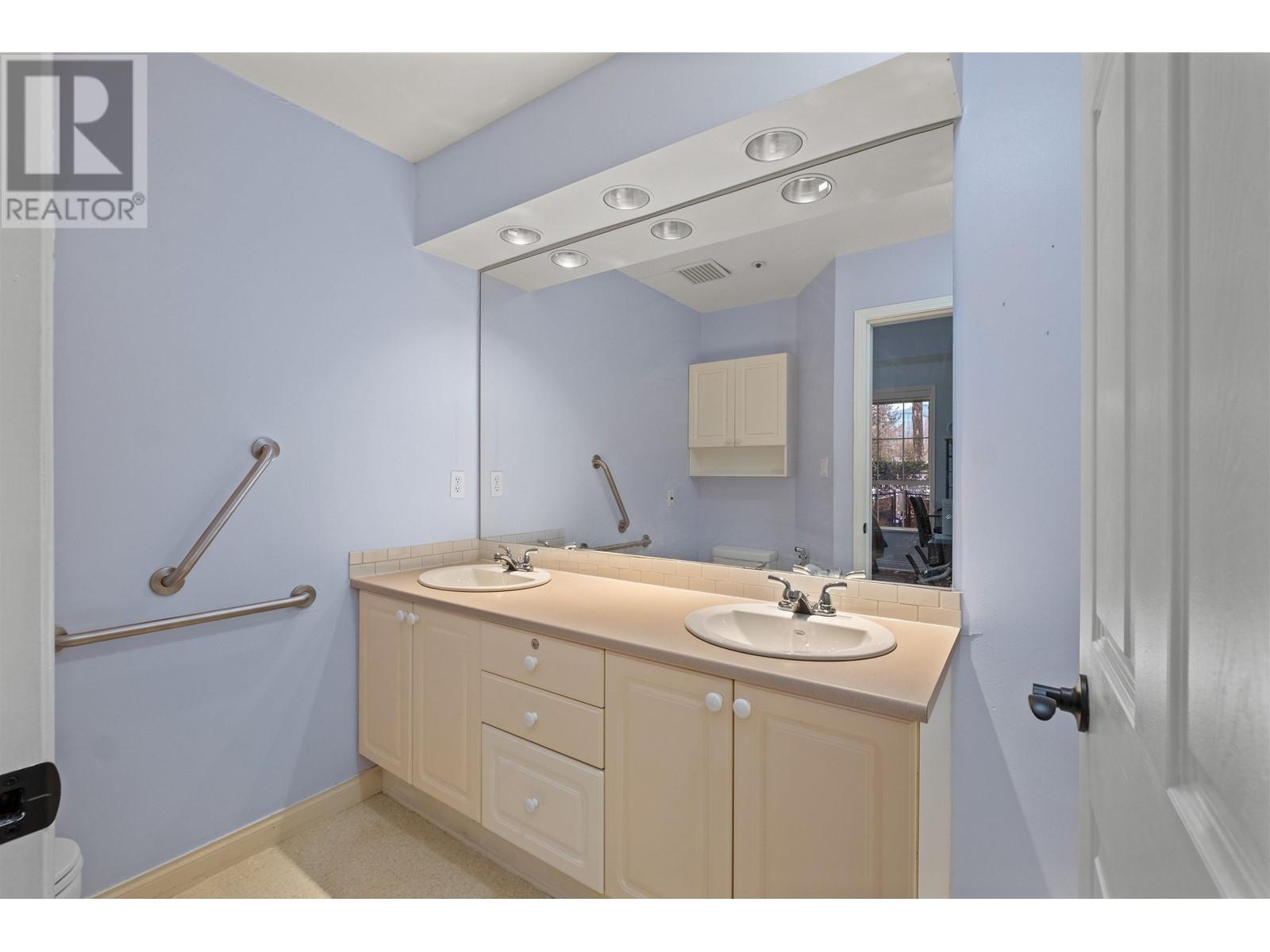 108 2995 Princess Crescent, Coquitlam, British Columbia  V3B 7N1 - Photo 11 - R2982247