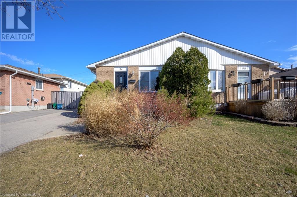 Property at 82 LAMPMAN Crescent image 2