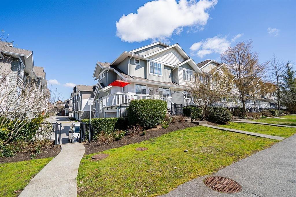 32 19480 66 Avenue, Surrey, British Columbia  V4N 5W7 - Photo 1 - R2981696