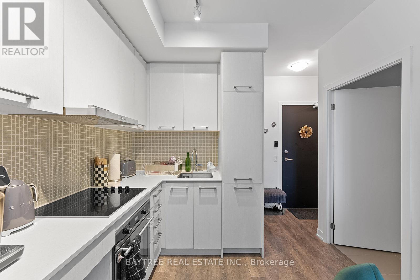 1901 - 87 Peter Street, Toronto, Ontario  M5V 0P1 - Photo 4 - C12042420