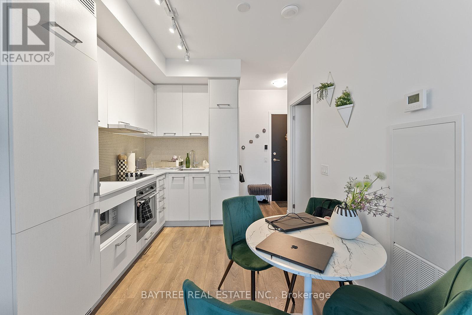 1901 - 87 Peter Street, Toronto, Ontario  M5V 0P1 - Photo 5 - C12042420