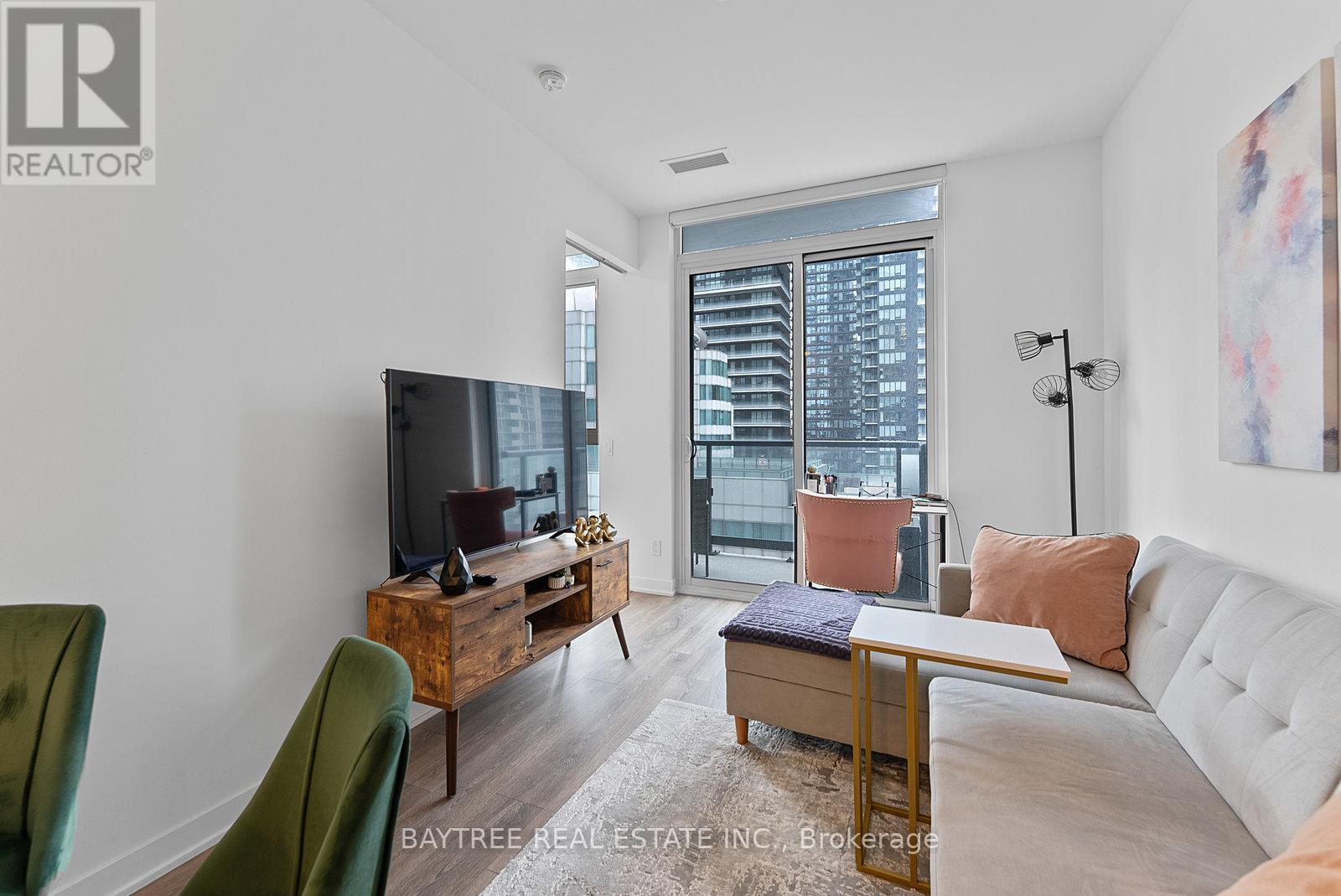1901 - 87 Peter Street, Toronto, Ontario  M5V 0P1 - Photo 7 - C12042420