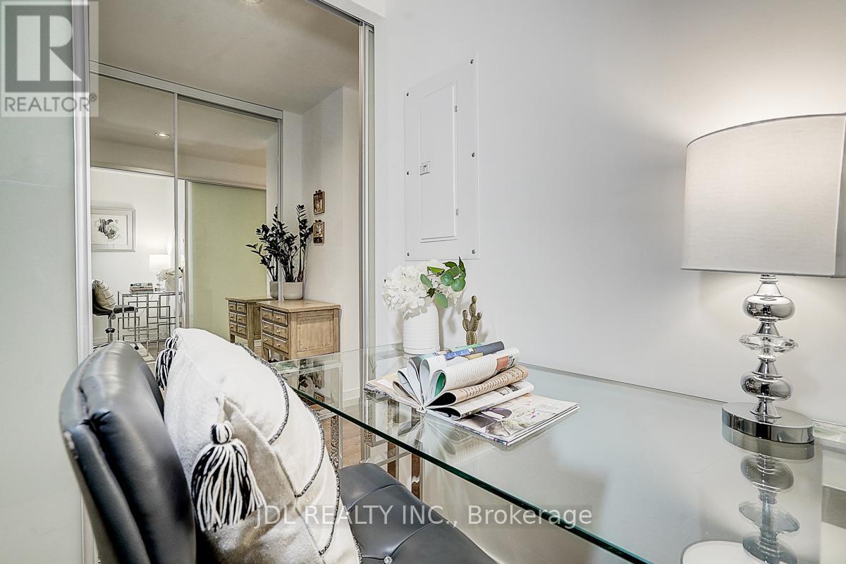 5108 - 950 Portage Parkway, Vaughan, Ontario  L4K 0J7 - Photo 11 - N12042370