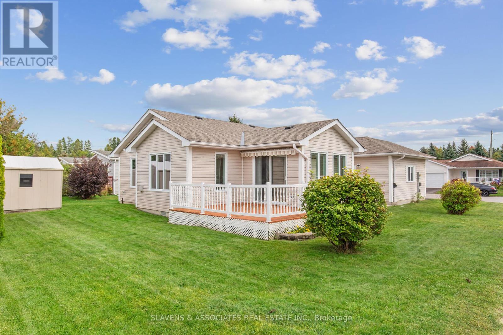 1 Illinois Crescent, Wasaga Beach, Ontario  L9Z 3A8 - Photo 25 - S12042357