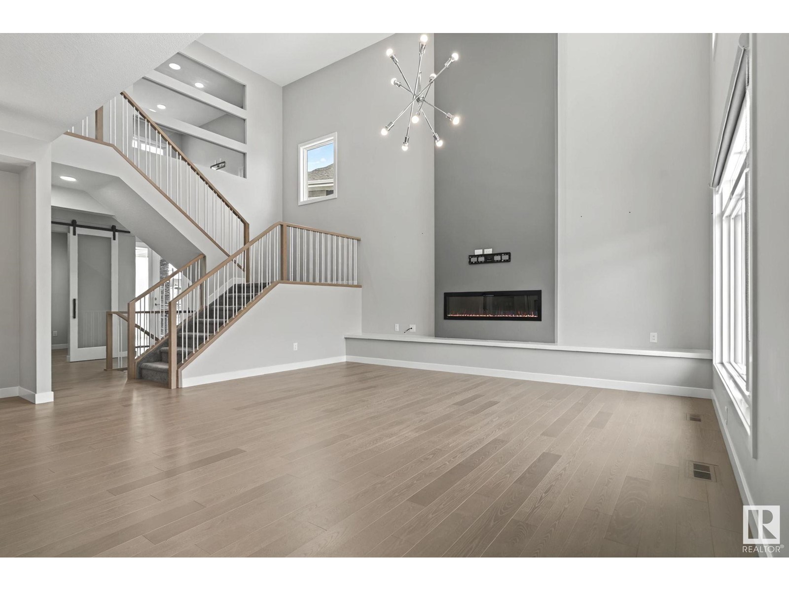 Property at 1516 HOWES PL SW image 1